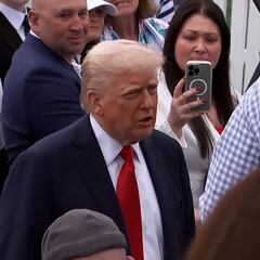 Trump stands strong for Defense Secretary Hegseth as firing rumors heat up