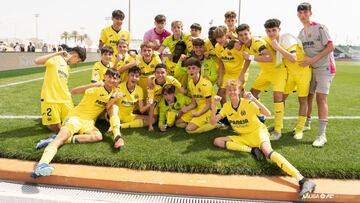 El Villarreal festeja una victoria en Arabia.