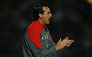 Unay Emery, se ubica en el tercer lugar del podio. Es DT del Sevilla. 