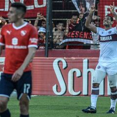 Lanús sacó al Rojo de la Copa y pone en duda a Beccacece