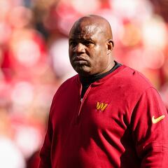 Eric Bieniemy llega a los UCLA Bruins tras etapa con Washington Commanders