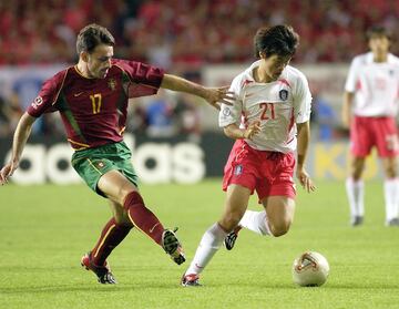 El actual seleccionador del Portugal jugaba con centrocampista y disputó los tres partidos de la fase de grupos del Mundial de Corea y Japón en 2002.
