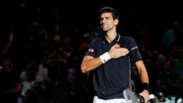 Djokovic da un paso firme para acabar el año como número uno