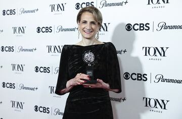 Natasha Katz poses with the award for Best Lighting Design of a Musical for "Sweeney Todd: The Demon Barber of Fleet Street" at the 76th Annual Tony Awards in New York City, U.S., June 11, 2023. REUTERS/Amr Alfiky