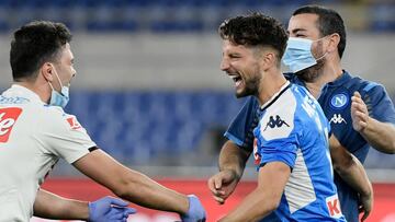 Celebra el equipo dirigido por Gennaro Gattuso en la cancha del estadio Ol&iacute;mpico de Roma. El DT es muy felicitado por sus jugadores.&nbsp;