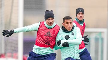 04/02/23
ENTRENAMIENTO DEL REAL VALLADOLID
ROQUE MESA
DARWIN MACHIS