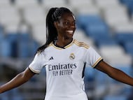 MADRID, 04/10/2023.- La delantera francesa del Real Madrid Naomie Feller celebra tras marcar el 3-0 durante la jornada 3 de la Primera División Femenina entre Real Madrid y Real Betis, este miércoles en el Estadio Alfredo Di Stéfano en Madrid. EFE/ Daniel González
