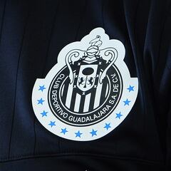 Imputan a Omar “N”, goleador histórico de Chivas, quien seguirá en prisión