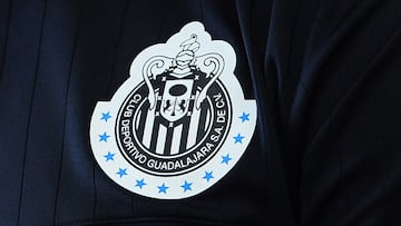 Imputan a Omar “N”, goleador histórico de Chivas, quien seguirá en prisión