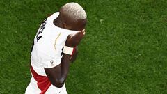 Gritos racistas contra Advíncula