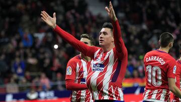 Giménez celebra su gol al Elche en la Copa del Rey.