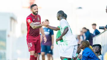 El Villarreal golea en el amistoso ante el City FC Abuja de Nigeria