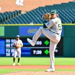 Debuta el mexicano Adrián Martínez en Grandes Ligas con triunfo para los Oakland Athletics
