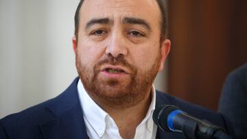 Santiago, 7 julio 2022.
La senadora Ximena Rincón, el senador Matías Walker y el ex constituyente Fuad Chahín, se refieren a la decisión en la Democracia Cristiana de apoyar el Apruebo.
Jonnathan Oyarzun/Aton Chile