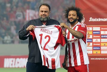 Marcelo con Evangelos Marinakis, dueño del Olympiacos.