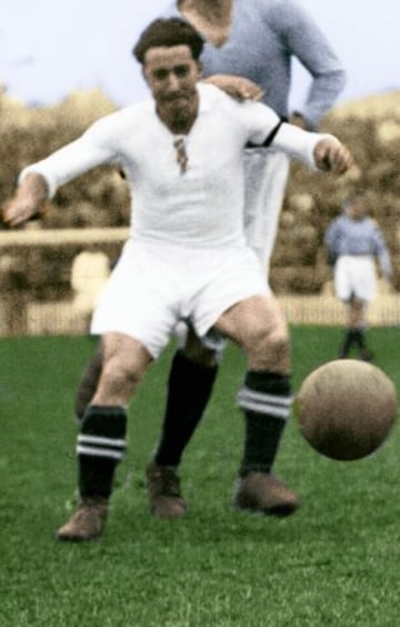 Indiscutible en la defensa del Real Madrid de la década de los 20, jugó con los blancos entre 1921 y 1936. Marcó 32 goles.