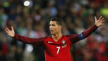 Cristiano iguala a Figo en partidos jugados con Portugal