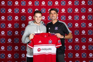 El español es una de las nuevas adquisiciones de la MLS, pues fue presentado por Chicago Fire para la temporada 2020, luego de ser formado en la cantera del Real Madrid.