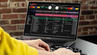 La mesa de mezclas para DJ más vendida en Amazon cuesta menos de 100 euros