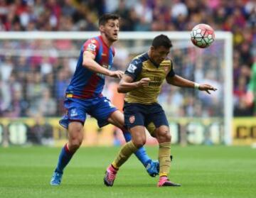 El jugador nacional disputó su primer partido como titular en la Premier League de este año.