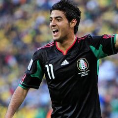 El único partido en que Vela y Wayne Rooney se enfrentaron