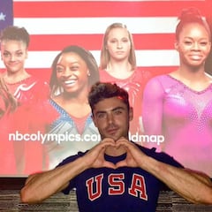 Simone Biles y Zac Efron coquetean en Twitter