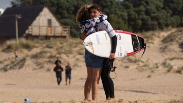 Espa?a corona a sus mejores surfistas Junior del 2023