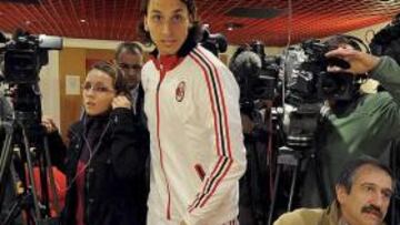 <b>SUMA Y SIGUE. </b>'Ibra' sigue polemizando con su ex entrenador.