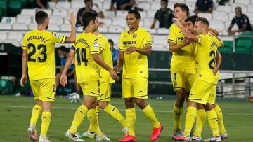 Moir Gömez, Trigueros, Bacca, Pau, Gerard y Ontiveros.