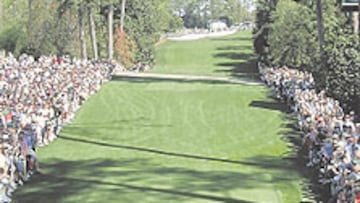 <b>EXPECTACIÓN. </b>Tiger Woods se probó ayer en Augusta.