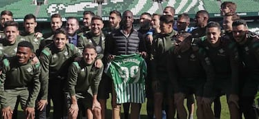 Johnson volvió a Sevilla 20 años después de su récord