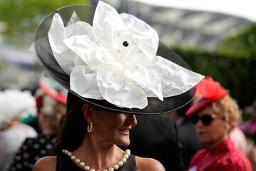 D¨ªa de estreno en el hip¨®dromo de Ascot, ciudad al sur de Inglaterra, donde se celebra la tradicional y pintoresca carrera de caballos con la presencia de la familia real brit¨¢nica.