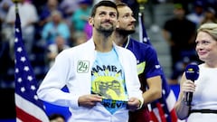 Tennis - U.S. Open - Flushing Meadows, New York, United States - September 10, 2023 Serbia's Novak Djokovic celebrates while wearing a shirt with an image of Kobe Bryant after winning the U.S. Open REUTERS/Mike Segar