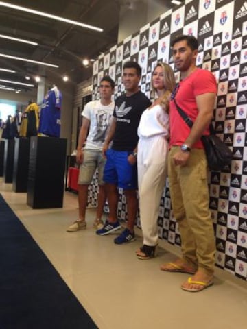 Martínez, Espinoza y Herrera en el lanzamiento.