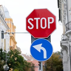 Así son los radares STOP de la DGT que ya ponen multas de 200 euros: estas son sus ubicaciones