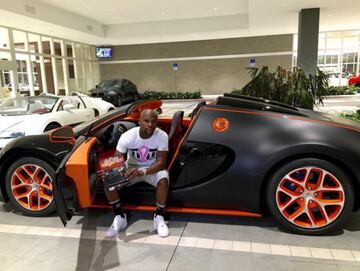 No es secreto la obsesión de 'Money' con los autos de lujo: tiene una colección de más de 100.