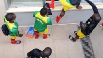 <b>DESORGANIZACIÓN. </b>Como Argelia entrenaba a puerta cerrada, los jugadores de Mali no tuvieron forma de acceder a las instalaciones del estadio Coqueiros.