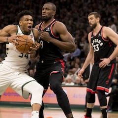 Los Bucks abrasan a los Raptors: 2-0 y eliminatoria muy favorable