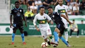 Iv&aacute;n S&aacute;nchez durante el partido entre Elche y Lugo.