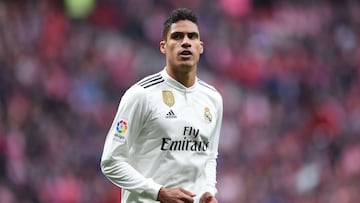 Ofensiva del United por Varane