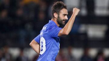 Adrián firma un póker en la goleada copera del Oporto