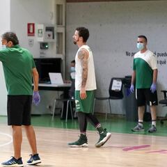 Luis Casimiro renueva por una temporada y otra opcional