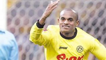 <b>SE DEJA QUERER. </b>Ewerthon está deseando dejar el Dortmund y recalar en el Atlético.