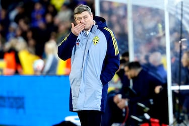 Suecia golpeó a su entrenador