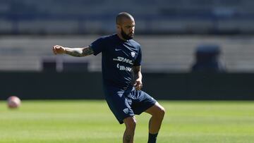 Dani Alves desata la locura en Ciudad Universitaria