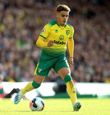 Lateral derecho del Norwich City. Premier League, Inglaterra.