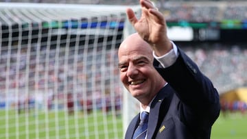 Nueva York es el epicentro futbolístico. FIFA y Conmebol se reunieron para hablar acerca de los 64 equipos en el Mundial 2030. Argentina, Uruguay...