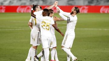 Los jugadores del Real Madrid celebran el gol de Sergio Ramos al Mallorca.