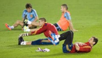 V&iacute;ctor Vald&eacute;s e Iker Casillas.