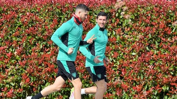 Sancet y Vivian, lanzados para el Villarreal, con Galarreta al margen en Lezama